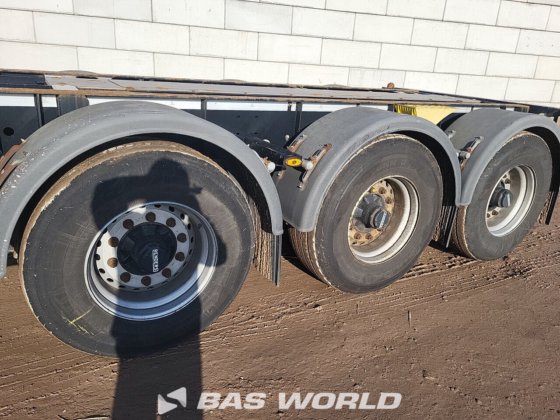 コンテナ・シャーシをレンダリング