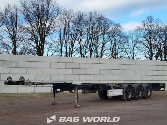 コンテナ・シャーシをレンダリング