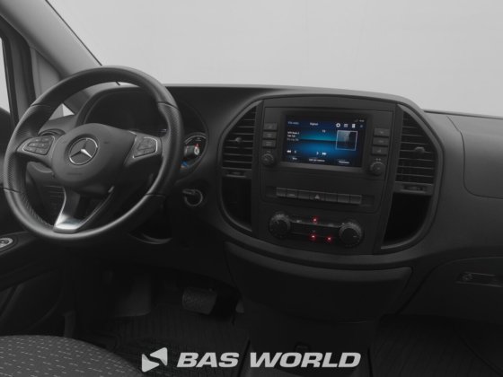 奔驰封闭箱式货车