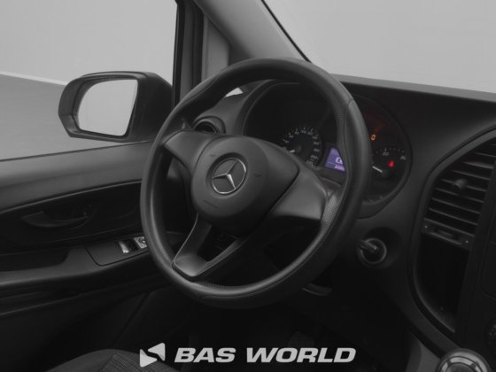 メルセデス・ヴィト111クローズド・ボックス・バン