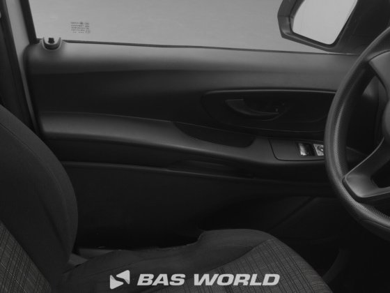 メルセデス・ヴィト111クローズド・ボックス・バン