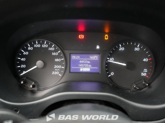 メルセデス・ヴィト111クローズド・ボックス・バン