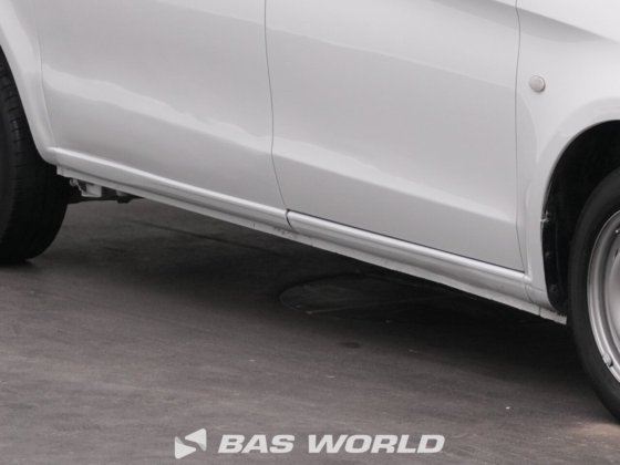 メルセデス・ヴィト111クローズド・ボックス・バン