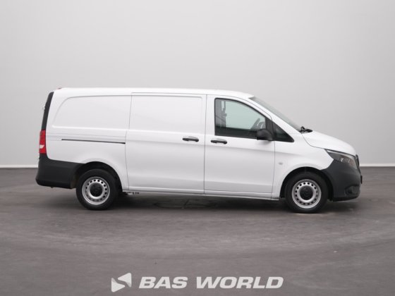 メルセデス・ヴィト111クローズド・ボックス・バン