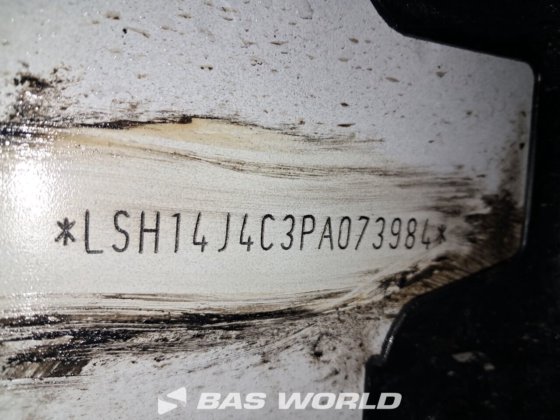 奔驰封闭箱式货车