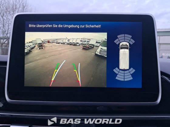 欧宝封闭式厢式货车