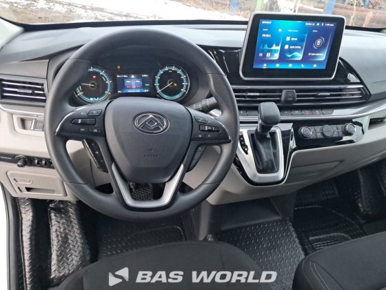 MAN 封闭箱式货车