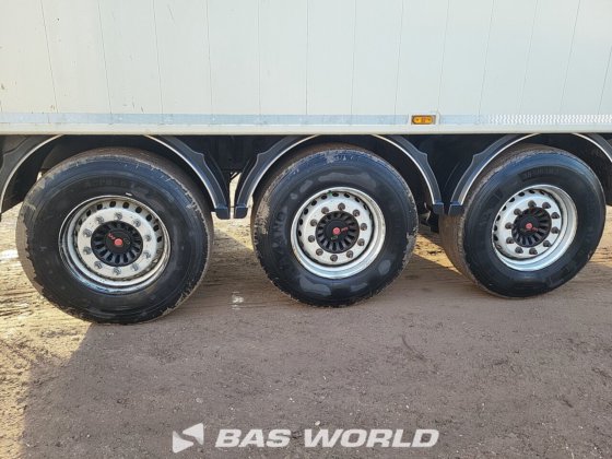 ルグラス ウォーキングフロア