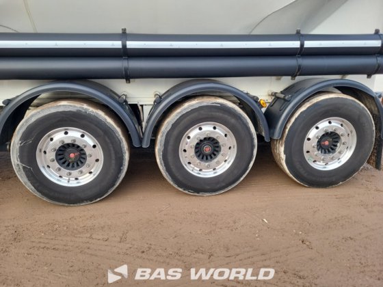 阿多尔储罐半挂车