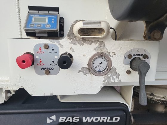 阿多尔储罐半挂车