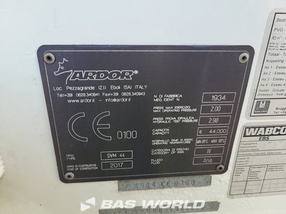 阿多尔储罐半挂车