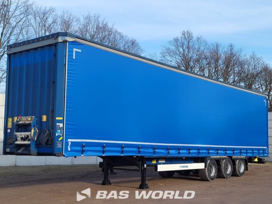 Krone 帘式半挂车