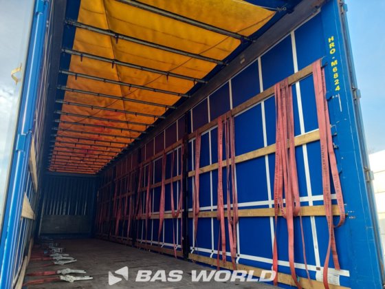 Krone 帘式半挂车