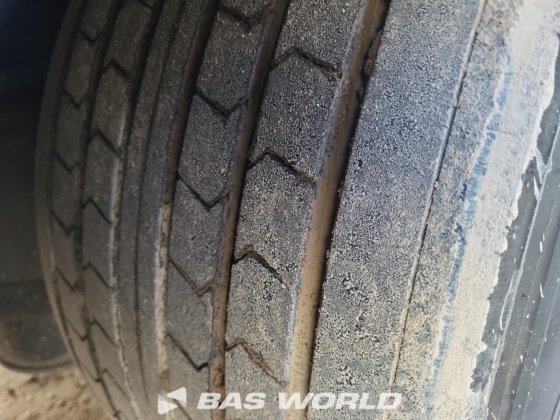 Krone 帘式半挂车