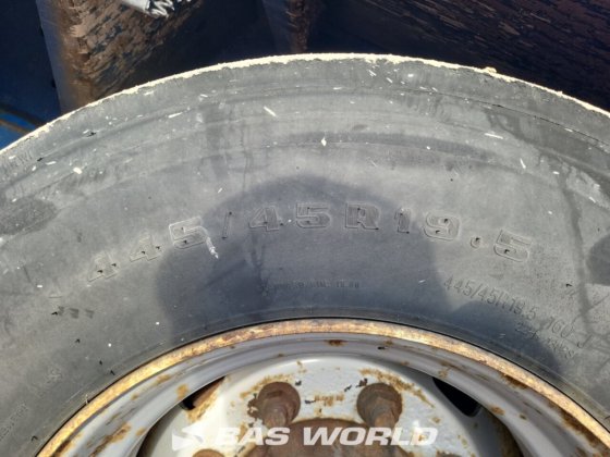 Krone 帘式半挂车