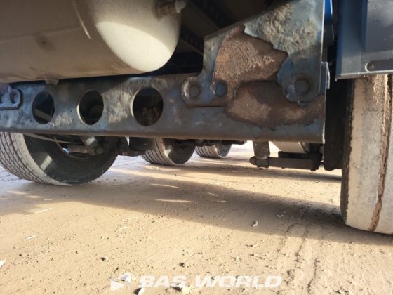 Krone 帘式半挂车