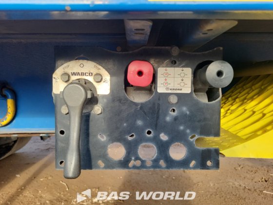 Krone 帘式半挂车