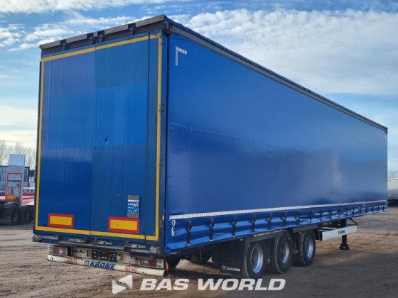 クローネカーテンサイドセミトレーラー