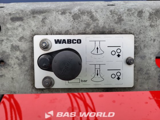 D-TECコンテナ・シャーシ