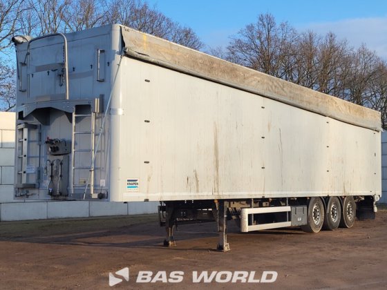 クナペン・ウォーキング・フロア