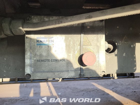 クナペン・ウォーキング・フロア