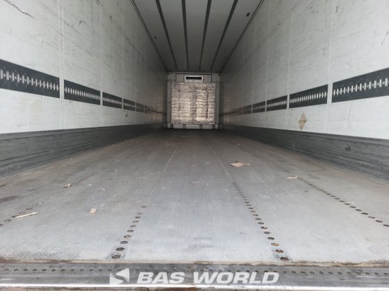 シュミッツ冷凍セミトレーラー