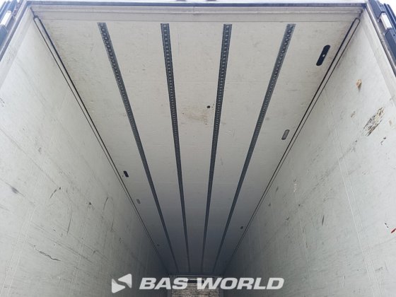 シュミッツ冷凍セミトレーラー