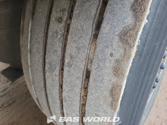 シュミッツ冷凍セミトレーラー