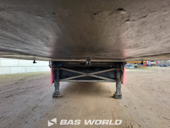 シュミッツ冷凍セミトレーラー