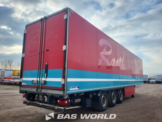 シュミッツ冷凍セミトレーラー