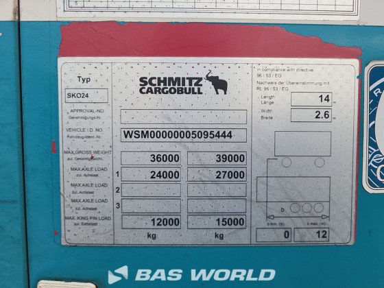 シュミッツ冷凍セミトレーラー