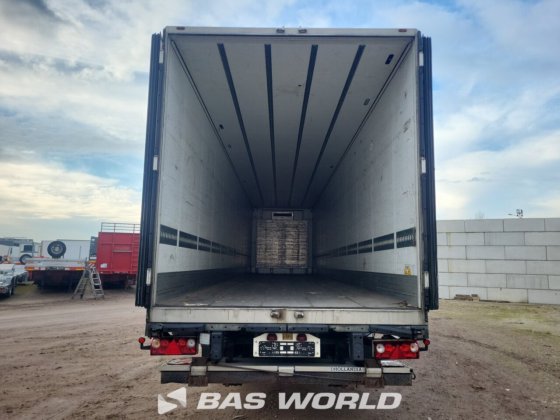 シュミッツ冷凍セミトレーラー