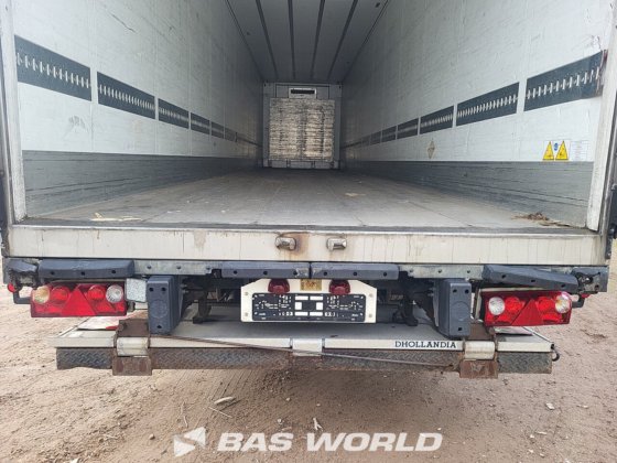 シュミッツ冷凍セミトレーラー