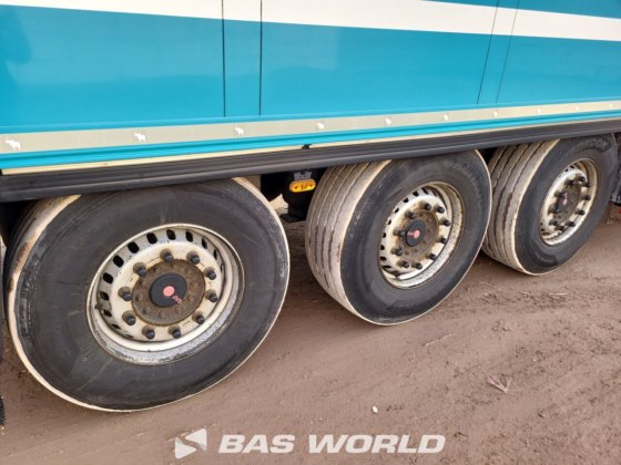 シュミッツ冷凍セミトレーラー