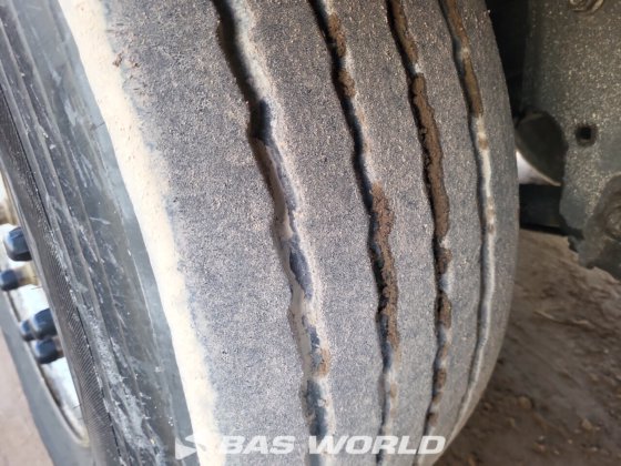 シュミッツ冷凍セミトレーラー