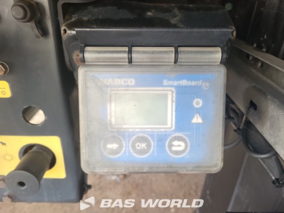 シュミッツ冷凍セミトレーラー