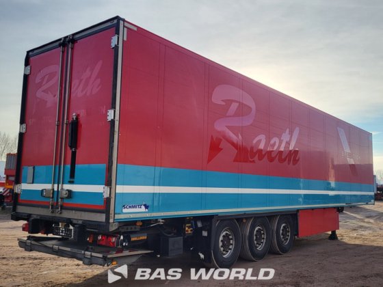 シュミッツ冷凍セミトレーラー