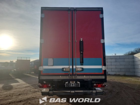 シュミッツ冷凍セミトレーラー