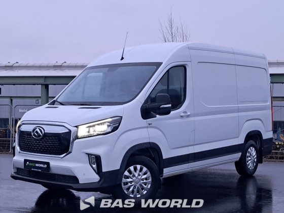 MAN 封闭箱式货车