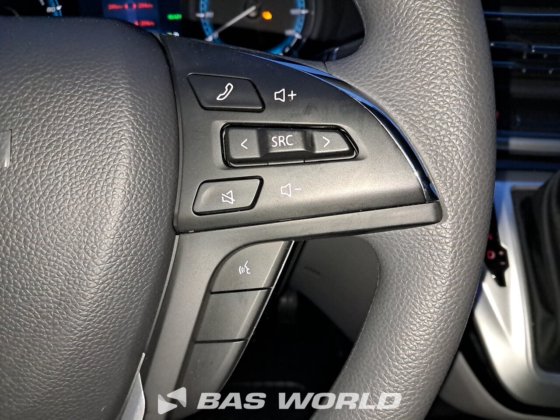 MAN 封闭箱式货车