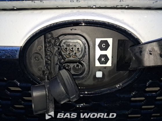 MAN 封闭箱式货车