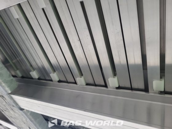 クナペン・ウォーキング・フロア