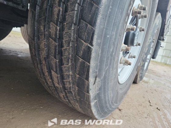 ケーゲル・カーテンサイド・セミトレーラー