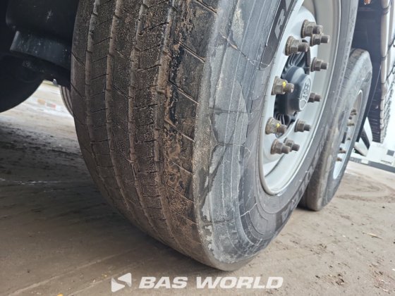 ケーゲル・カーテンサイド・セミトレーラー