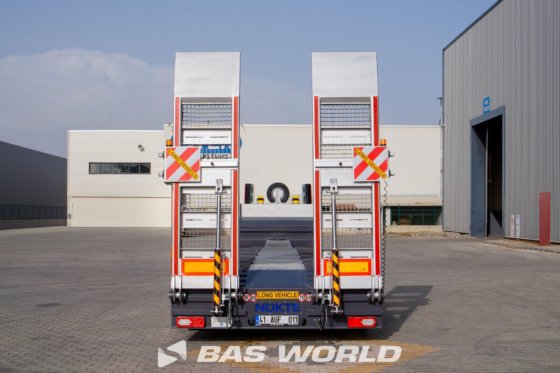 ニュクテ・トレーラー・ロー・ローダー・セミトレーラー