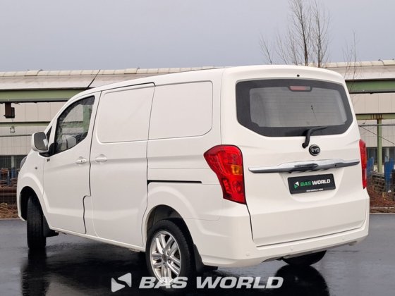 BYD封闭式厢式车