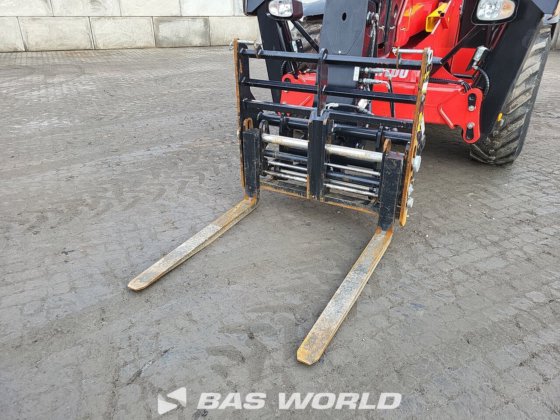 马尼托 MT1840 伸缩臂叉装机