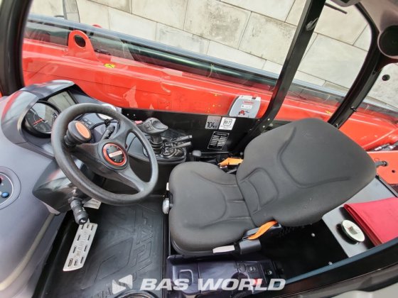 马尼托 MT1840 伸缩臂叉装机