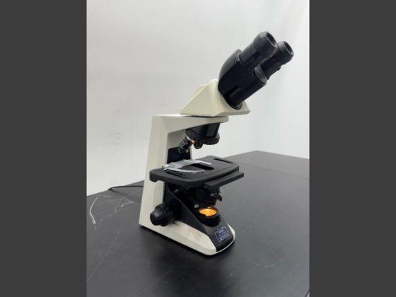Nikon Eclipse E200 Microscope