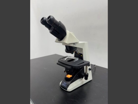 Nikon Eclipse E200 Microscope